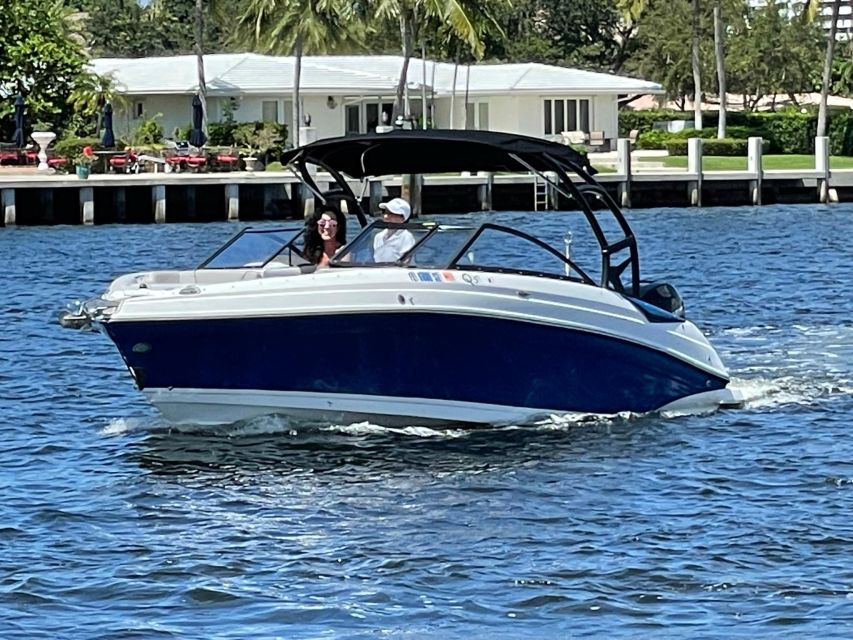 Fort Lauderdale: 11 People Private Boat Rental - Boat Amenities