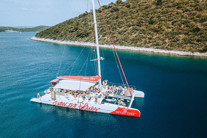 Full-Day Catamaran Cruise to Hvar & Pakleni Islands With Food and Free Drinks - Additional Information