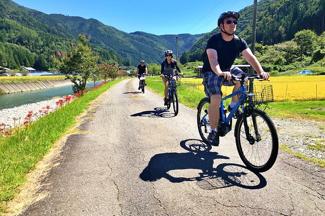 Hida Private E-Bike Tour With Premium Lunch and Farm Experience - Exploring Hida Countryside