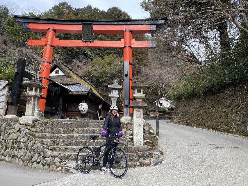 Kyoto: Arashiyama Bamboo Forest Morning Tour by Bike - Taking in Historical Backstreets