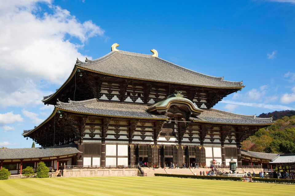 Nara: Audio Guide Delve Into Todai-Ji & Kasuga Taisha - Kasuga Taisha Shrine Significance