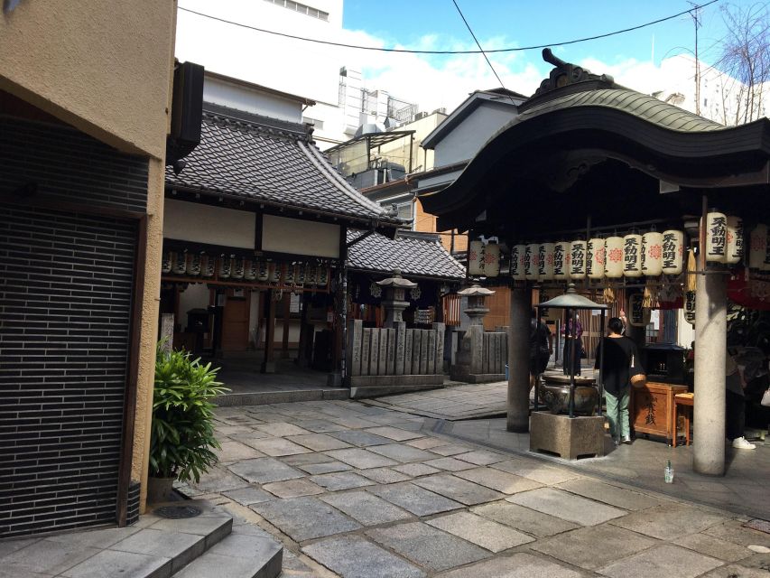 Osaka: Half-Day Private Guided Tour of Minami Modern City - Hozenji Yokocho: Traditional Architecture Enclave