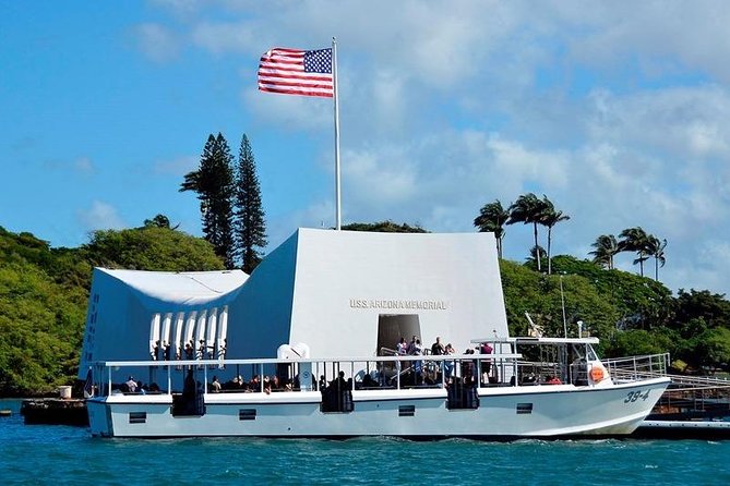 Pearl Harbor USS Arizona Memorial & Battleship Missouri - Visitor Experiences