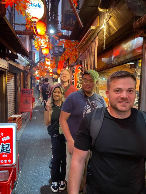 Shinjuku: Bar Hopping Night Tour at Japanese Izakaya - Discovering Golden Gai Bars
