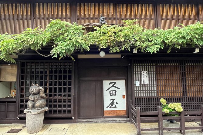 Shirakawa-Go and Hida-Takayama Private Day Trip From Nagoya - Hida-Takayama Historic Attractions
