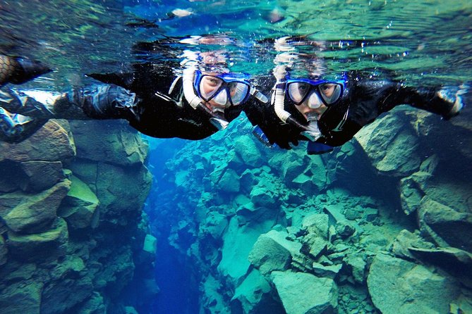 Silfra Drysuit Snorkeling Tour With Free Photos - From Reykjavik - Exploring the Underwater World