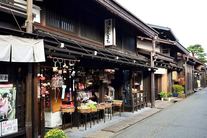 Takayama Half-Day Private Tour With Government Licensed Guide - Customized Itinerary