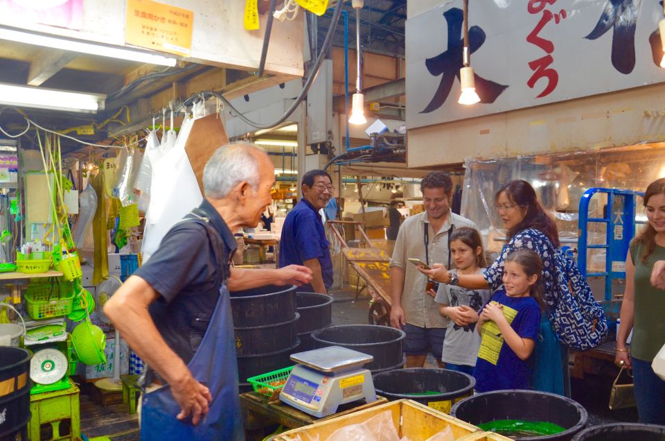 Tokyo: Classic Tsukiji Food Tour - Exploring the Tsukiji Intermediate Market