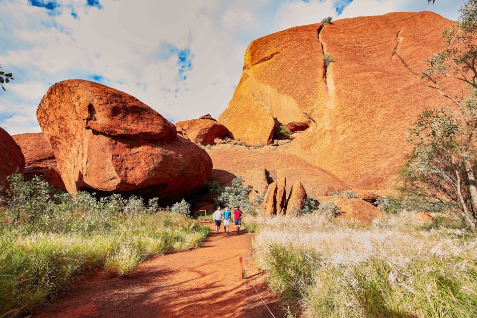 Uluru: Guided Walking Tour at Sunrise With Light Breakfast - Frequently Asked Questions