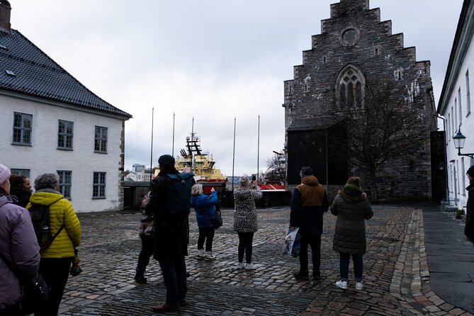 Walking Tour in Bergen of the Past and Present - Customer Reviews