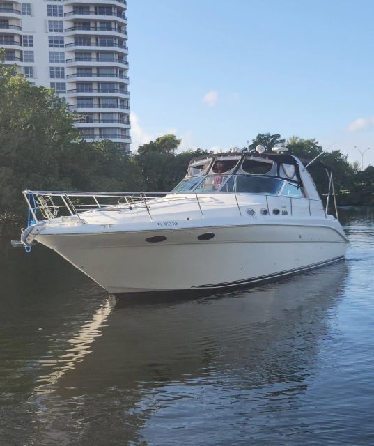 Yacht Cruise Biscayne Bay, Miami Beach and Sand Bar. 40Ft - Additional Information