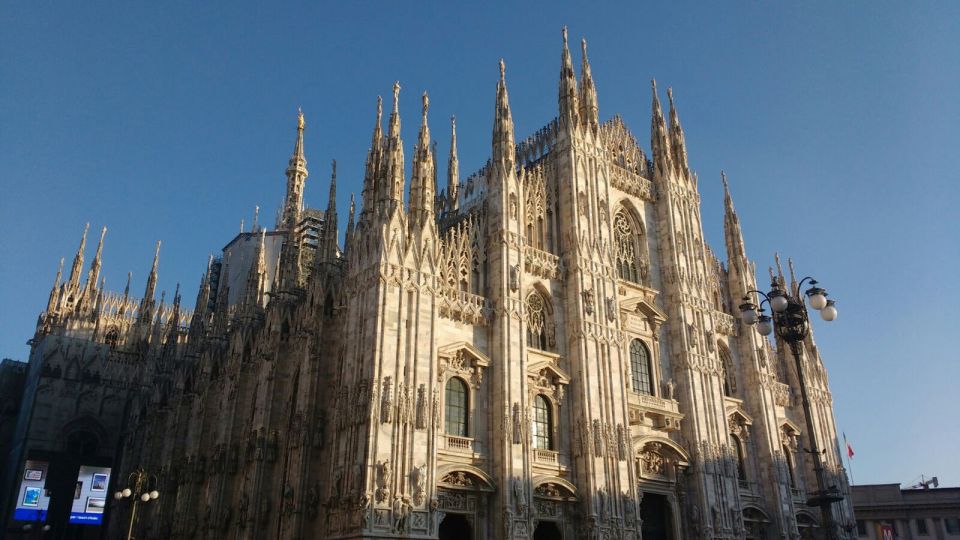 6-Day North Lakes: Milan & Bernina Express Experience - Verona Guided Tour and Return to Milan