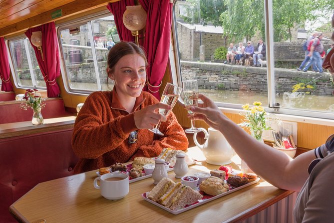 Afternoon Tea Cruise in North Yorkshire - Nearby Public Transportation