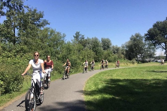 Cheese, Canals & Windmill Countryside E-Bike Tour Amsterdam - Frequently Asked Questions