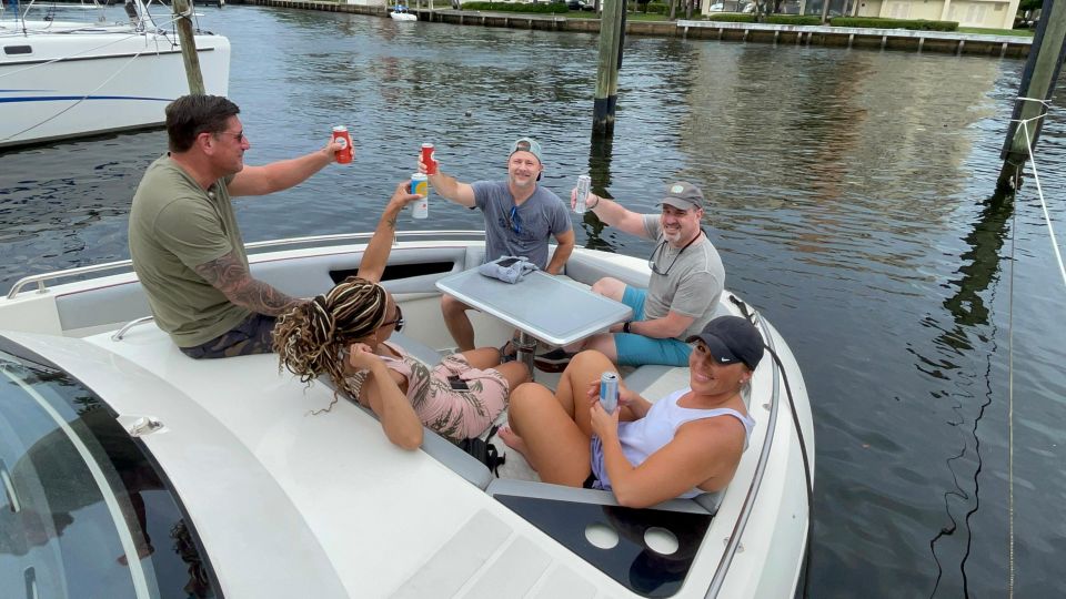 Fort Lauderdale: 13 People Private Boat Rental - Boat Features