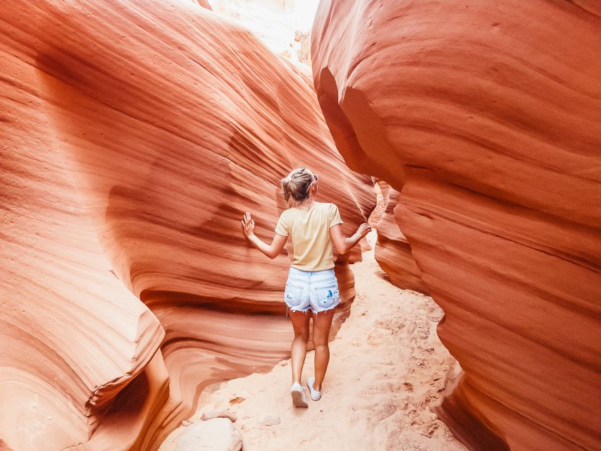 From Las Vegas: Lower Antelope Canyon & Horseshoe Bend Tour - Meeting Point and Departure Time