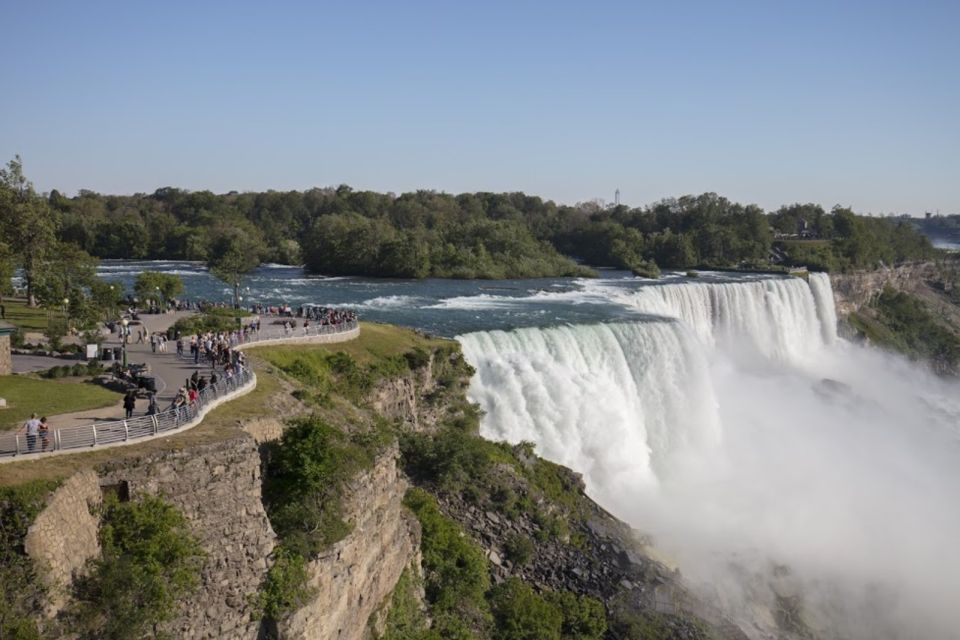 From New York City: Niagara Falls & 1000 Islands 3-Day Tour - Languages Offered