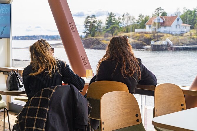 Guided Oslo Fjord Cruise by Silent Electric Catamaran - Wildlife and Landscapes