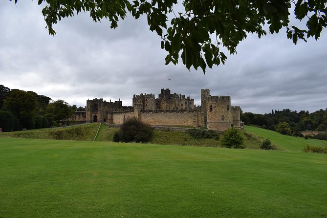 Holy Island, Alnwick Castle & the Kingdom of Northumbria From Edinburgh - Customer Criticisms