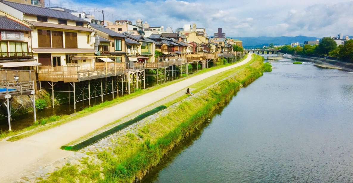 Kyoto: Half-Day Private Guided Tour to the Old Town of Gion - Meeting Point and Booking Details