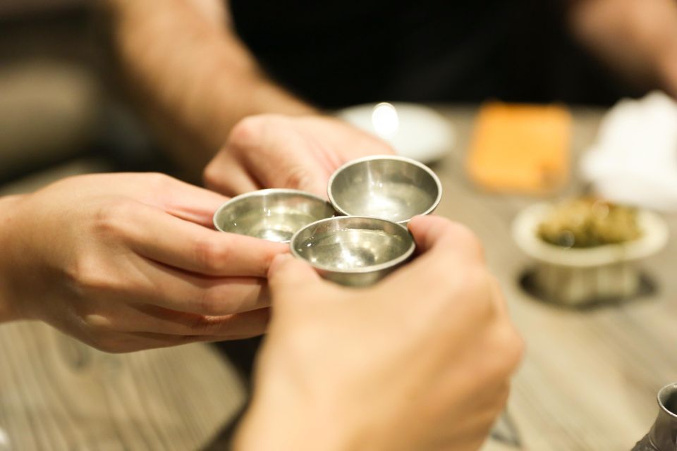 Kyoto Sake Bar and Pub Crawl (Food & Sake Tour) - Tour Inclusions and Exclusions