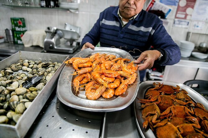 Lisbon Awakens: A Culinary Crossroads, Reborn. - A Taste of Lisbons Vibrant Past