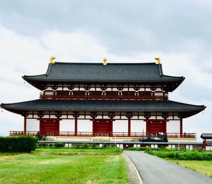 Nara: Half-Day Private Guided Tour of the Imperial Palace - Excavations and Architecture