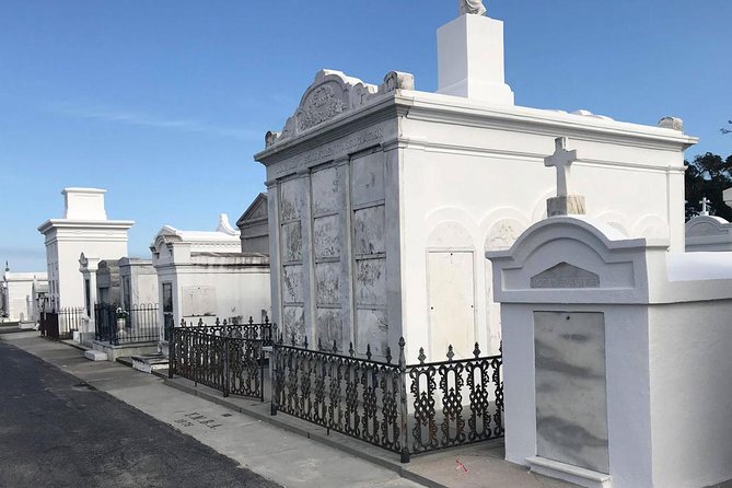 New Orleans City and Cemetery 2-Hour Bus Tour - Customer Reviews