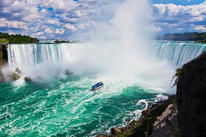 Niagara Falls Canadian Side Tour and Maid of the Mist Boat Ride Option - Border Crossing Requirements