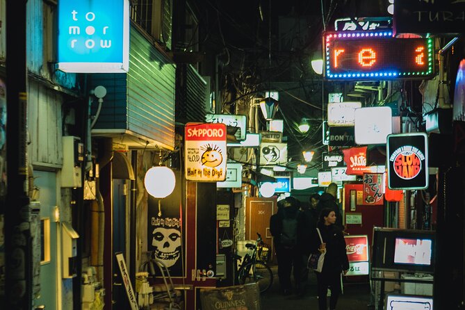 Private Shinjuku Nightlife Walking Tour & Golden-Gai Bar Crawl - Authentic Japanese Experience