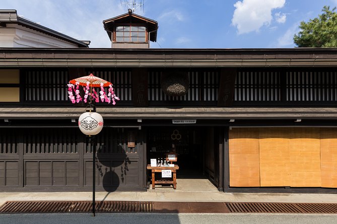 Takayama Oldtownship Walking Tour With Local Guide. (About 70min) - What to Expect