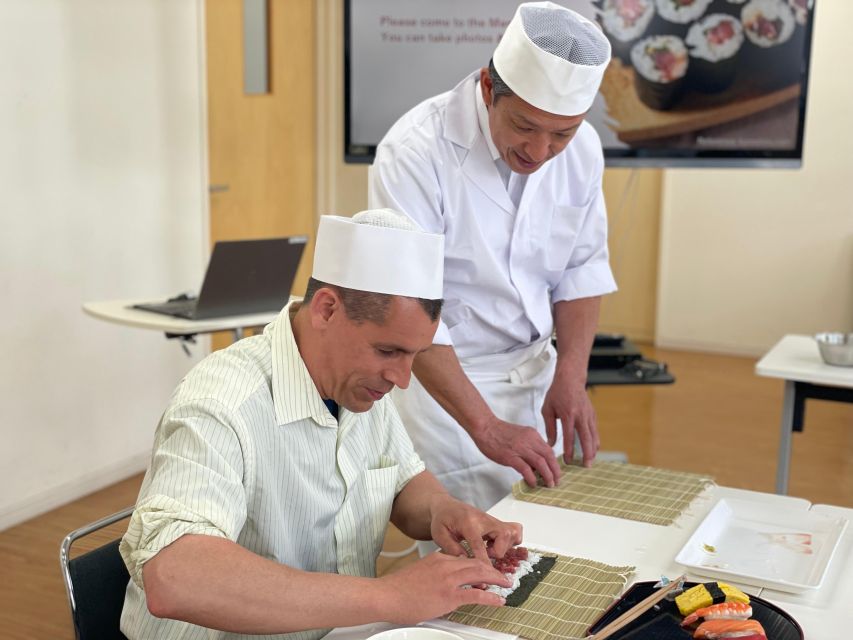 Tokyo:Cultural Sushi Making Class in Tsukiji - Dining Experience With the Master
