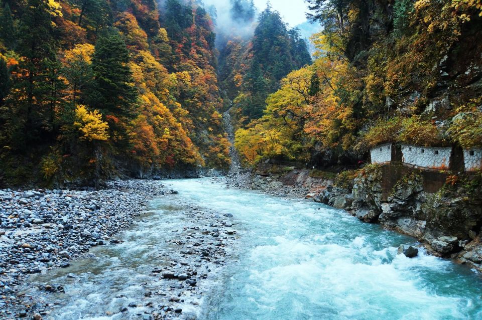 1 Day Tour From Kanazawa: Kurobe Gorge and Unazuki Onsen - Getting to Kurobe Gorge and Unazuki Onsen