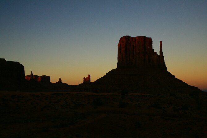 3.0 Hours of Monument Valleys Sunrise or Sunset 4×4 Tour - Customer Reviews