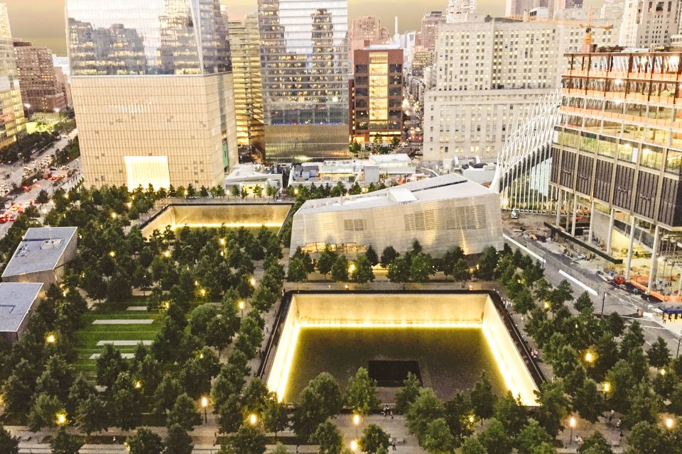 Ground Zero 9/11 Memorial Tour & Optional 9/11 Museum Ticket - Option to Skip the Line