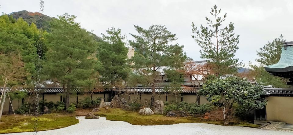 Kyoto: Historic Higashiyama Walking Tour - Itinerary and Inclusions