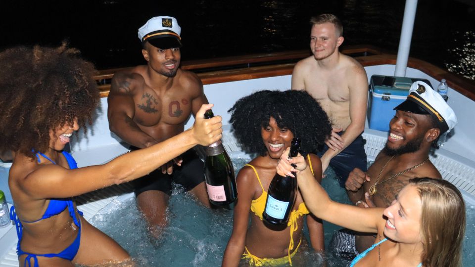 New York: NYC Hot Tub Boat Tour - Highlights and Inclusions