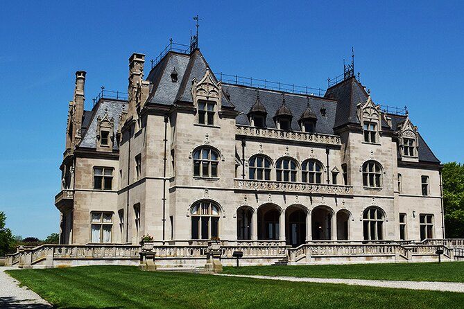 Newport Gilded Age Mansions Trolley Tour With Breakers Admission - Recap