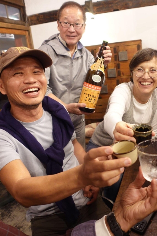 Private Fukuoka Bar Hopping and Food Tour - Enjoying Preferred Libations