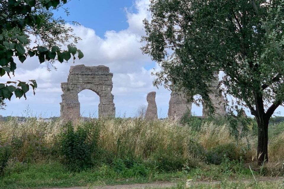 Roman Ancient Aqueducts and Villa of Quintili Private Tour - Tour Itinerary