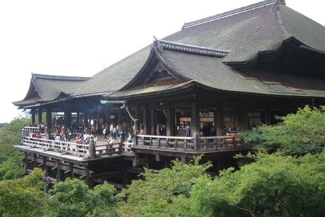 Sagano Romantic Train & Arashiyama, Kiyomizudera, Fushimi Inari Taisha Day Tour - Kiyomizudera and Fushimi Inari Shrine
