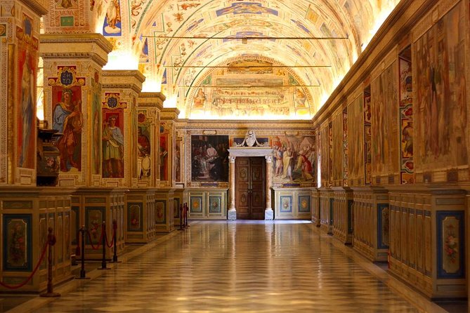 Vatican, Sistine Chapel, Basilica & Papal Tombs Private Tour - Guided Tour of St. Peters Basilica & Papal Tombs