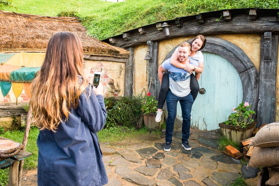 Auckland: Hobbiton Movie Set Tour With Lunch - Frequently Asked Questions