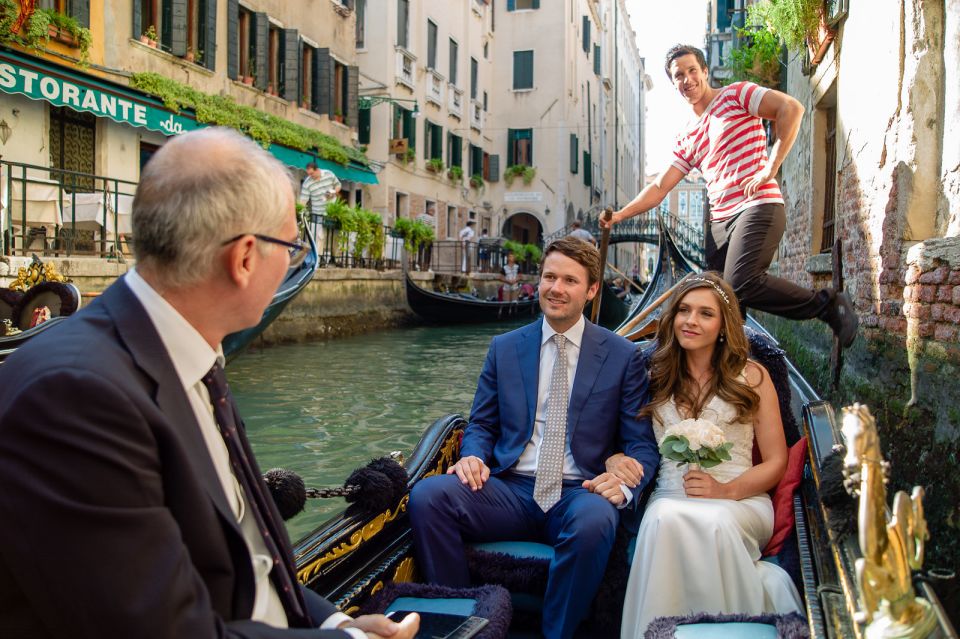 Grand Canal: Renew Your Wedding Vows on a Venetian Gondola - Recap