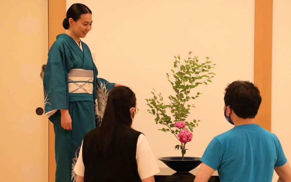 Tokyo: Private Japanese Traditional Flower Arrangement - Frequently Asked Questions