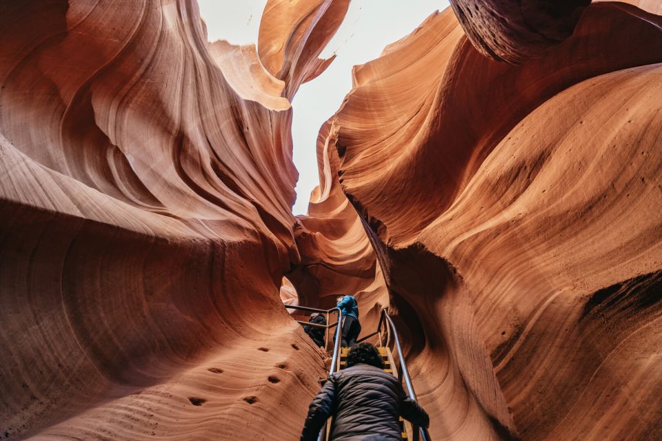 Vegas: Antelope Canyon & Horseshoe Bend Tour at Golden Hour - Frequently Asked Questions