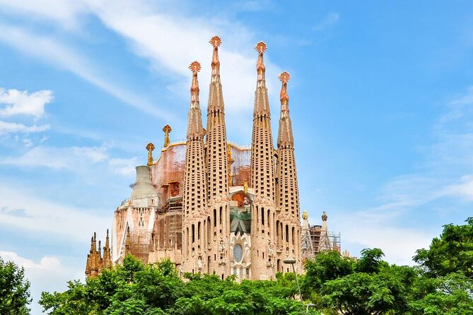 Barcelona Gaudi and Sagrada Familia Tour - Key Points