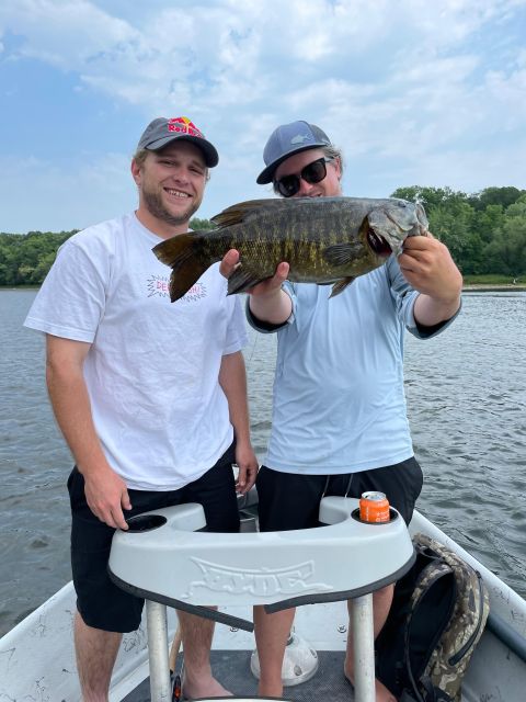 GUIDED FISHING: Smallmouth Bass Drift Boat Float Trip - Key Points