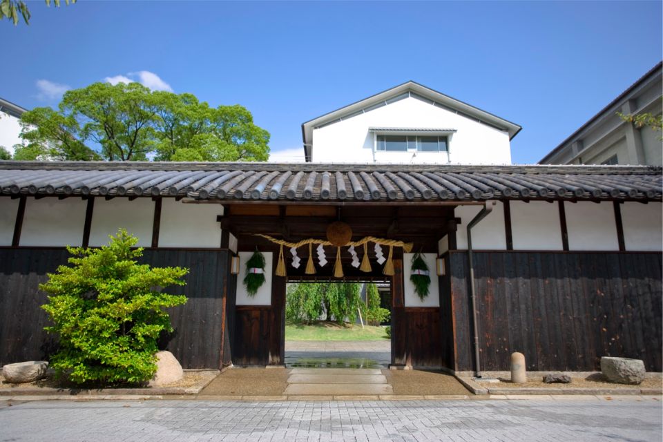 Kobe: Nada Sake Brewery District Private Walking Tour - Key Points