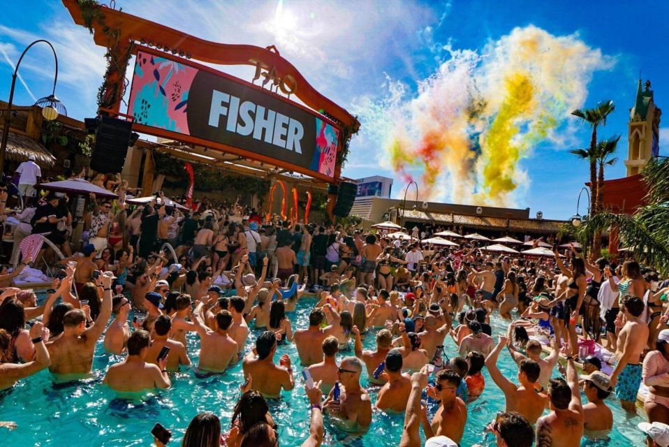 Las Vegas Pool Party Crawl by Party Bus W/ Free Drinks - Key Points